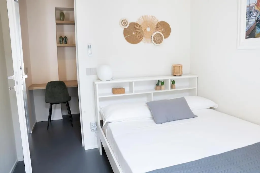 아파트 3-Bedroom Design House San Babila-Tricolore-M4 밀라노