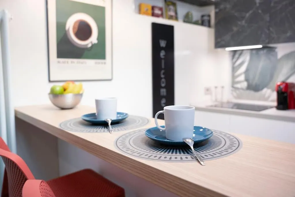 3-Bedroom Design House San Babila-Tricolore-M4 밀라노 0*,