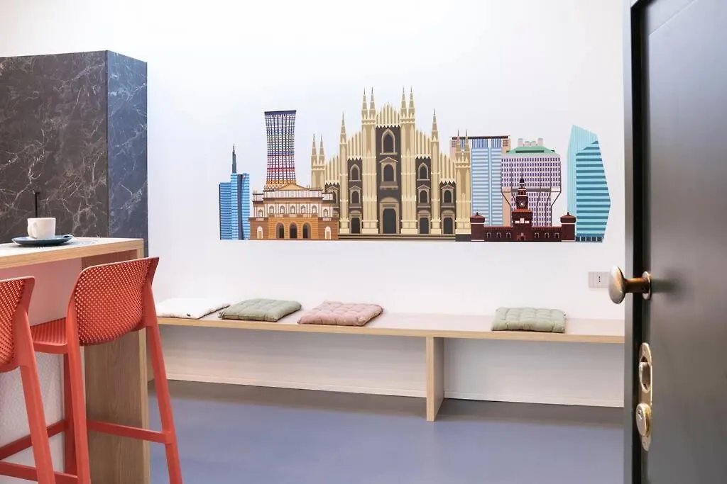3-Bedroom Design House San Babila-Tricolore-M4 밀라노 아파트